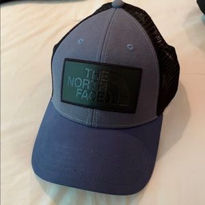 North Face Hat (new)
